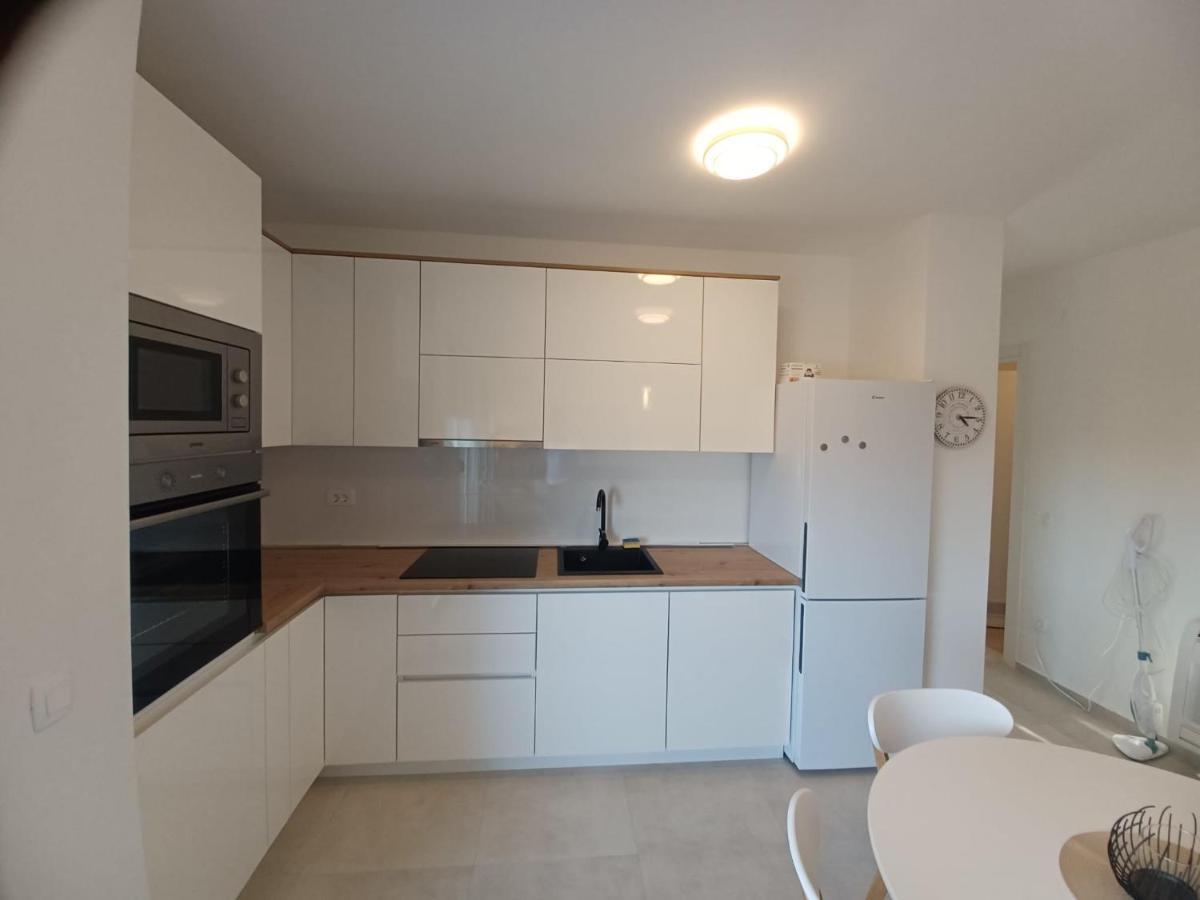 Apartment Ena *