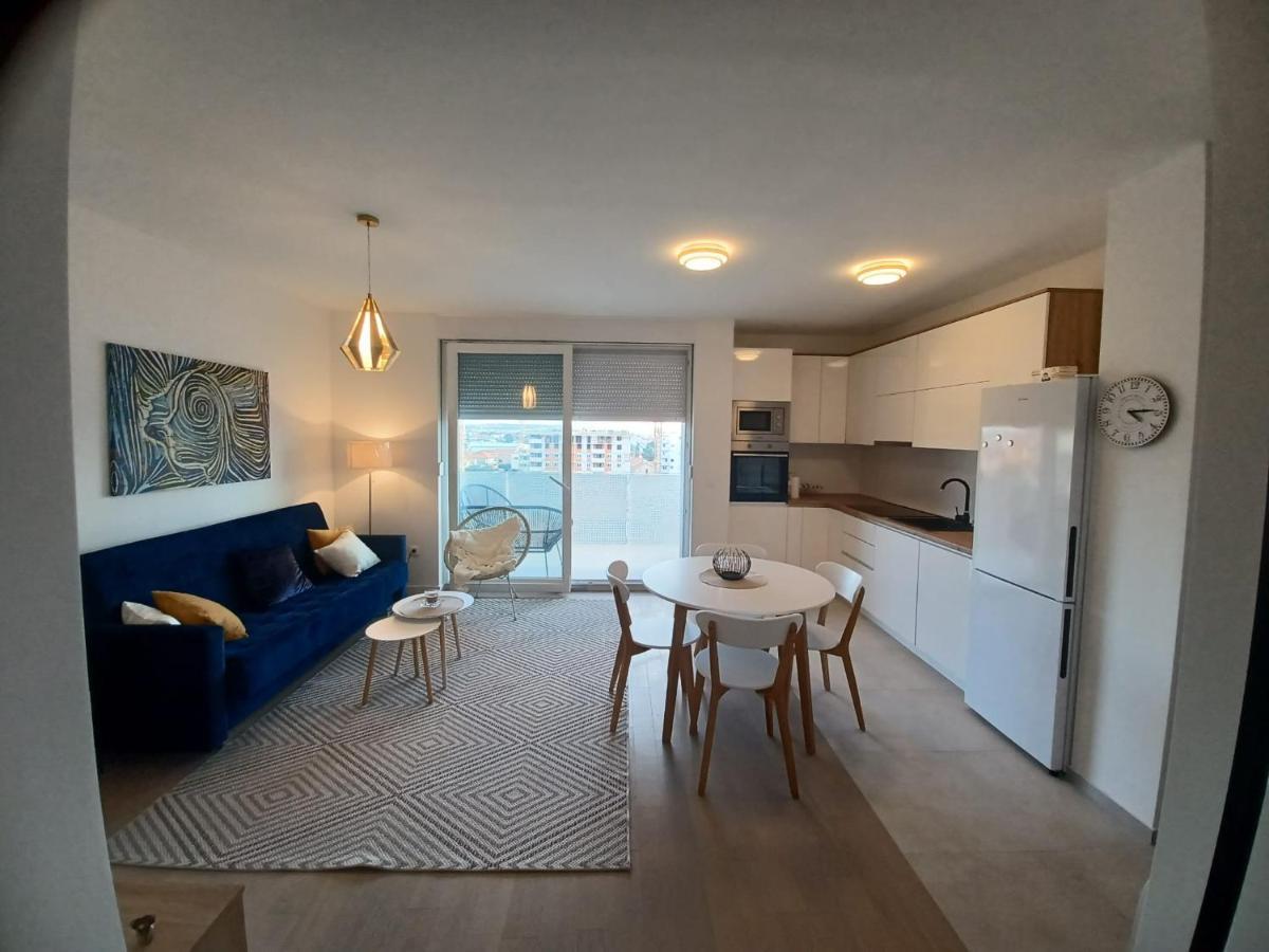 Ena Apartment *